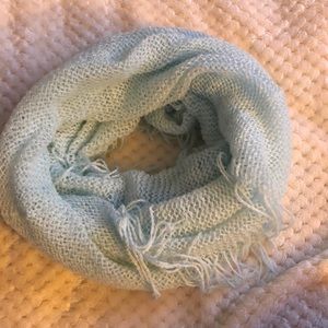 5/20 baby blue circle scarf